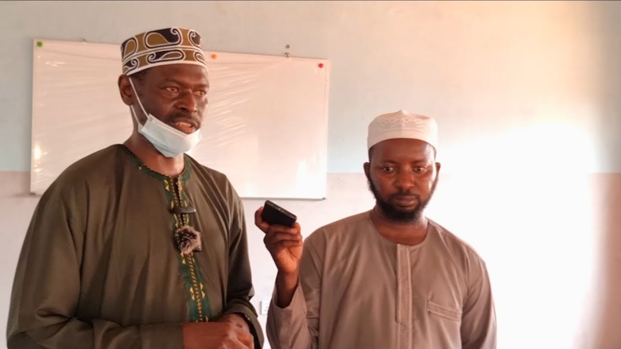 مركز أبي هريرة sheikh dr baba ceesay عنه لحفظ ودراسة القرآن الكريم والسنة النبوية وعلومهما