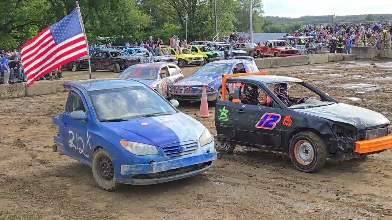 Demolition Derby at Jamestown Community Fair 2025 | Heat: Half Car Race | #demolitionderby #race 