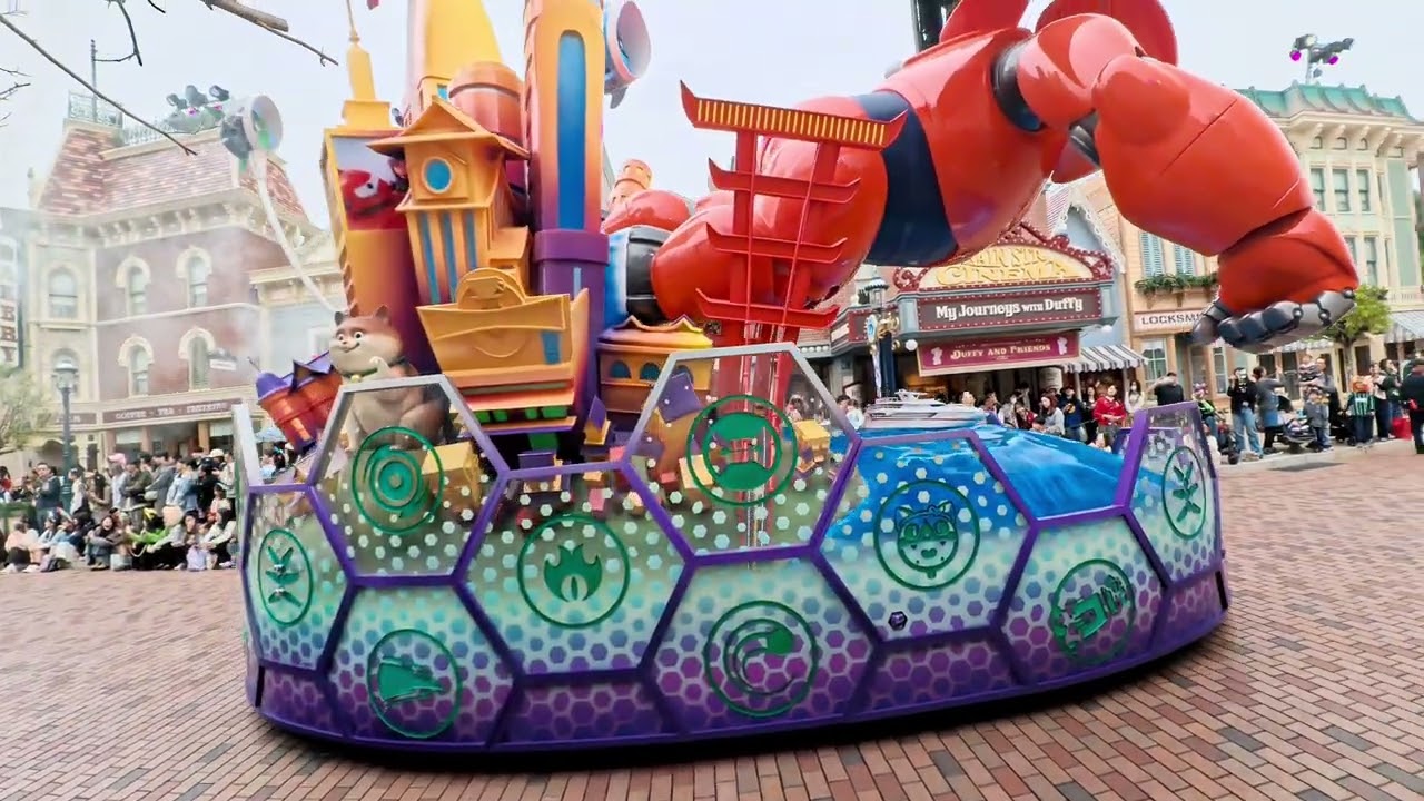 Friendtastic | Hong Kong Disneyland 20th Anniversary Parade