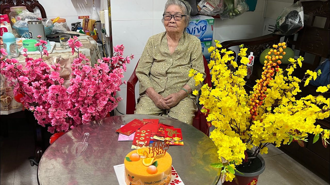 Sinh nhật Má 2025