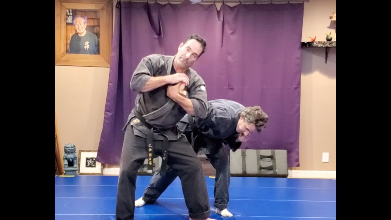 Renyo (Giving a Ride), Gyokko Ryu Koshijutsu