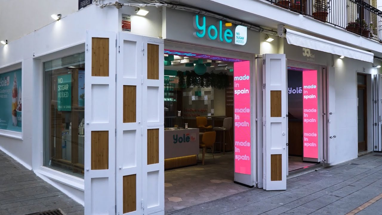 YOLE IBIZA STORE