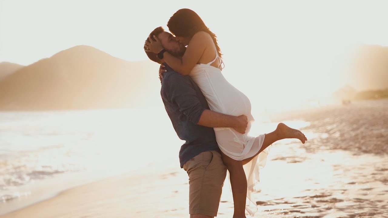 Ensaio pre wedding INCRÍVEL no grumari e prainha com drone fpv -  Rio de Janeiro - Nurraylla e Tor ♥