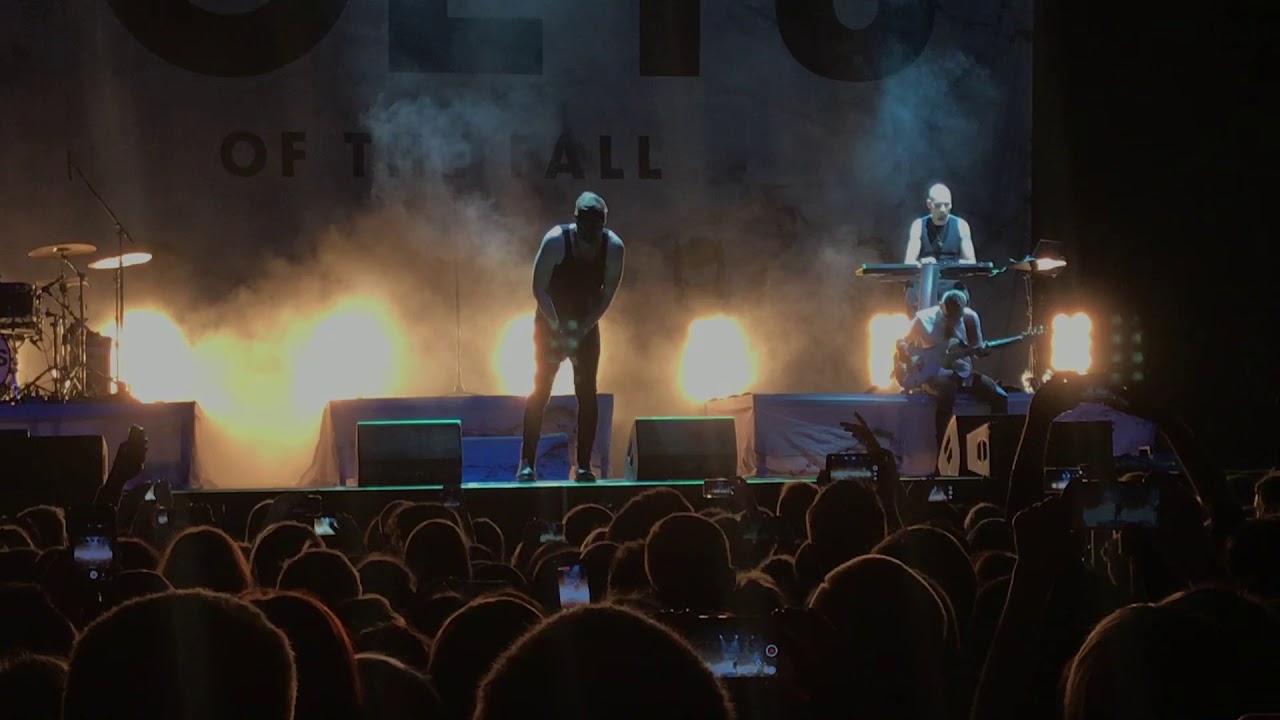 Poets Of The Fall - Moonlight Kissed (live)