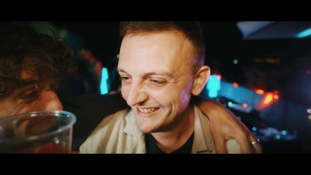 Bijo - Verre en l'air (Clip officiel)
