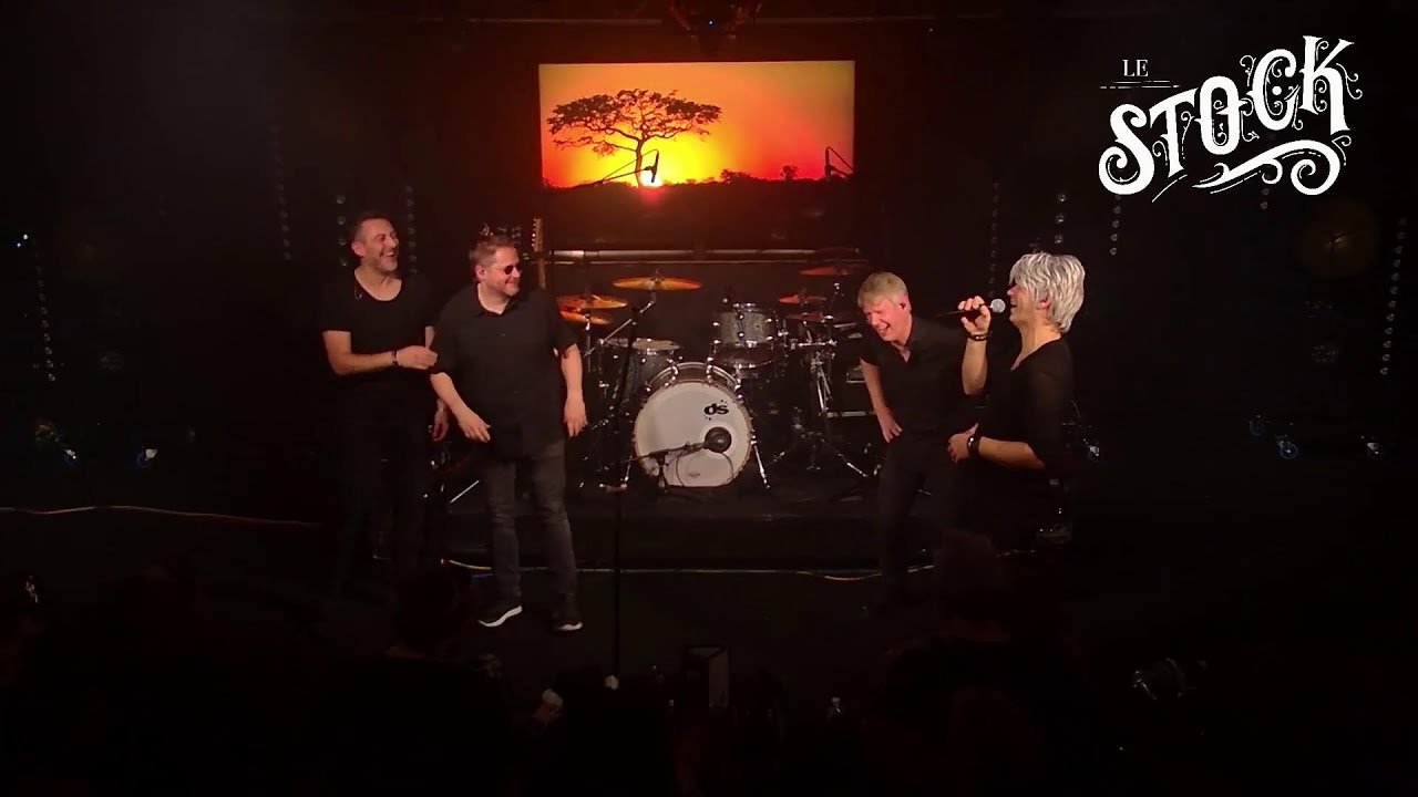BLACK CITY chante INDOCHINE