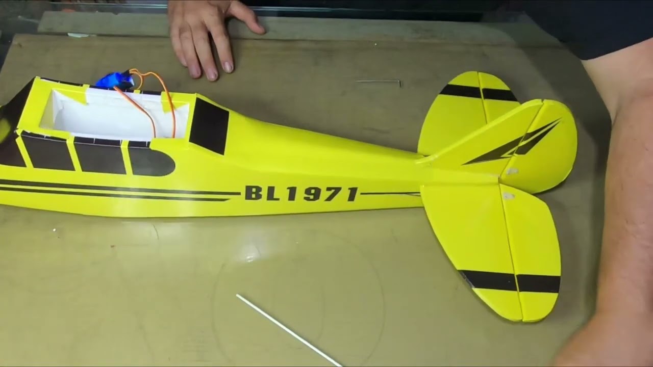 MONTAGEM / CONSTRUÇÃO Aeromodelo PIPER __03