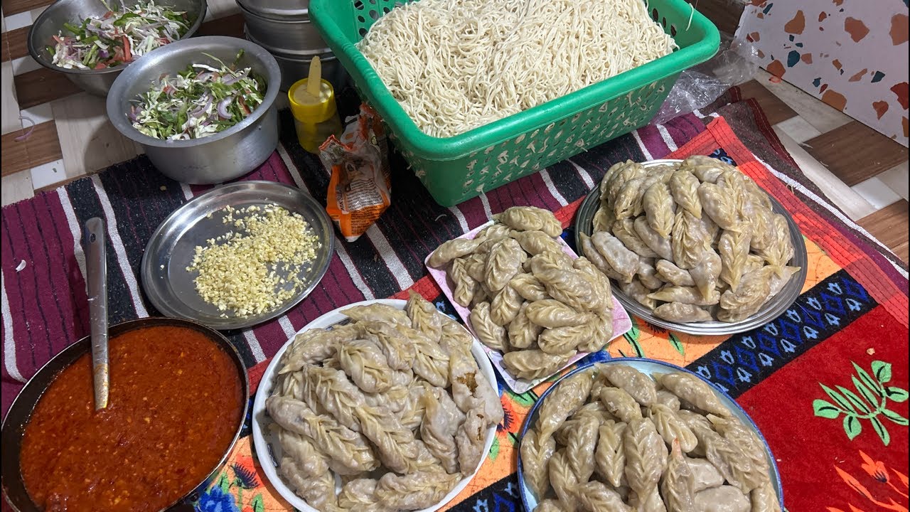20 Plate Momo and 20 Plate Chowmin 😍 Order at Sasta Kitchen