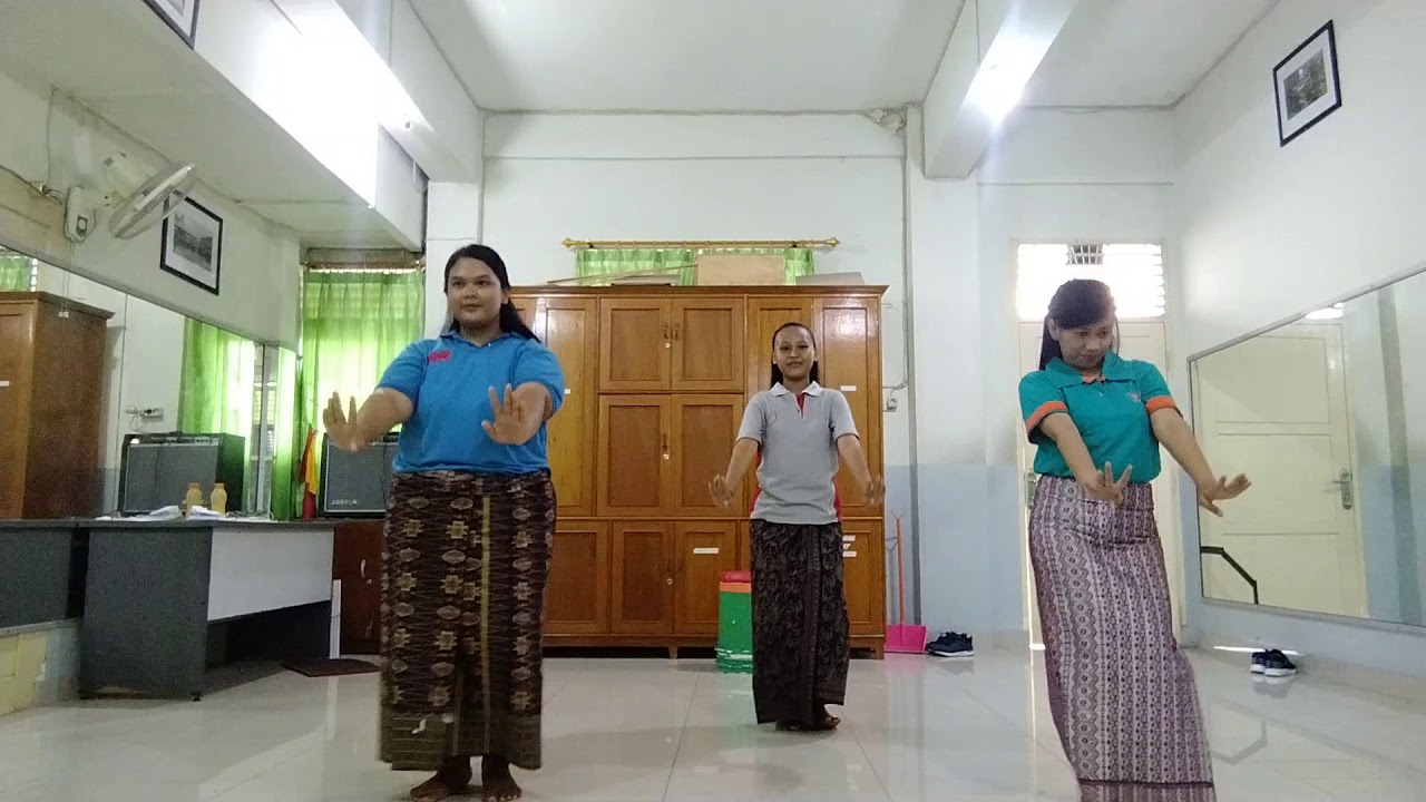 Tari Tor Tor Kreasi