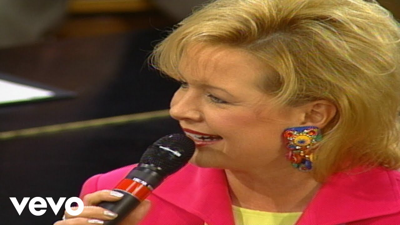 Bill & Gloria Gaither - Singing in My Soul [Live] ft. Jeff & Sheri Easter, Charlotte Ritchie