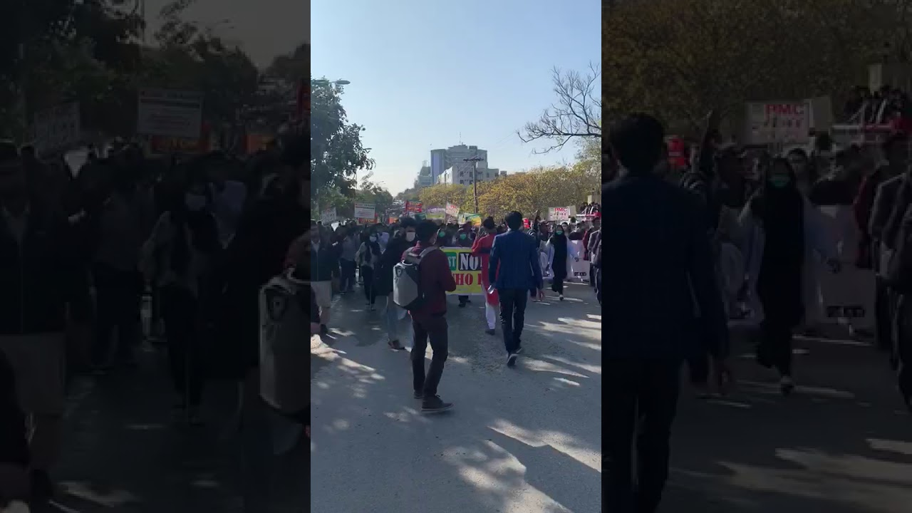 Foreign Medical Graduates Protest in front of Pakistan Medical Commission