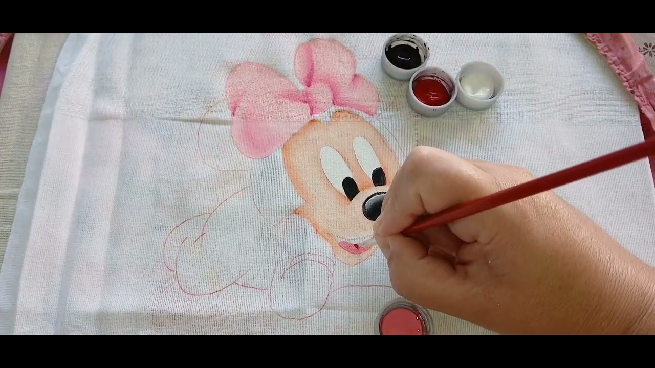 Pintando Minnie baby na fralda 💖 #pintura #pinturaemfralda