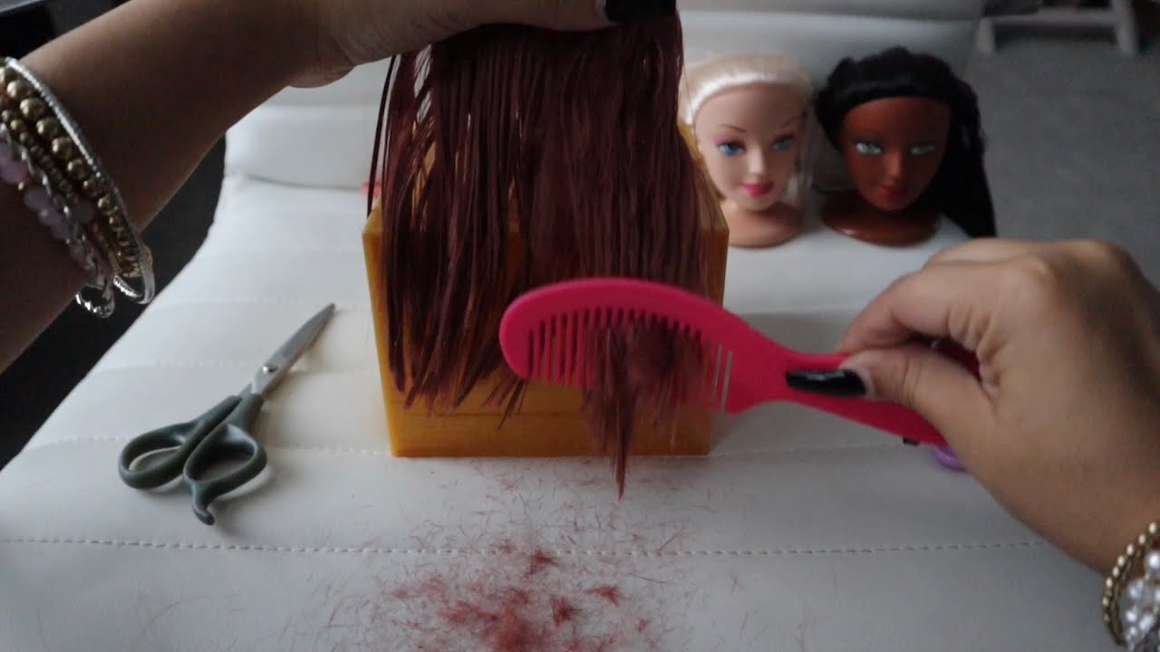 ASMR Roleplay Cutting Hair, Brushing Hair, Combing Hair💇🏻‍♀️ & Relaxing Bracelet Sounds😴💆🏻‍♀️