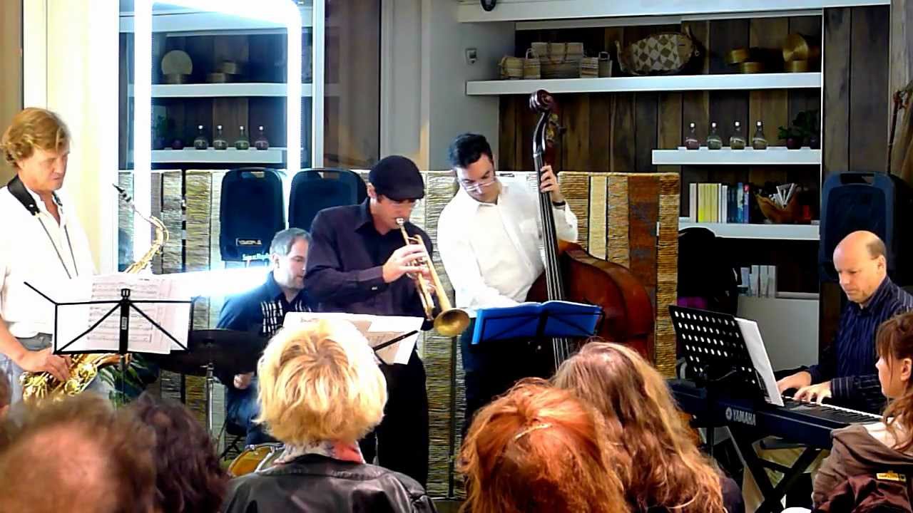 P1020371&nbsp;Adrian&nbsp;Dearnell&nbsp;Quintet&nbsp;2011