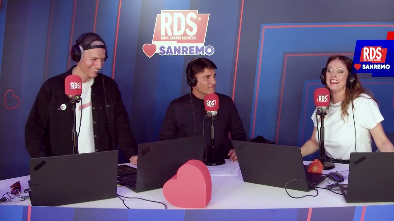 Sanremo 2026: Sal Da Vinci canta la demo originale di Rossetto e Caffè, parodia contro i matrimoni