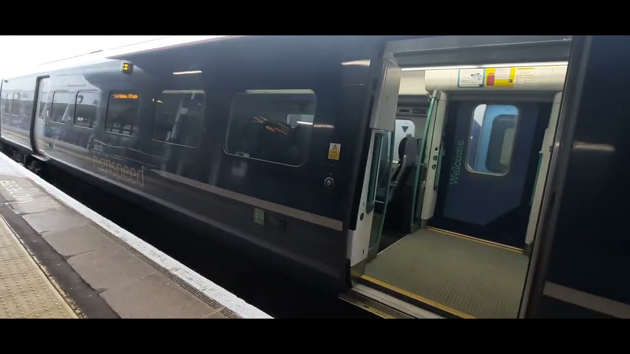 13/2/26 Southeastern High-speed 395 Faversham Service Gillingham Railway Station 