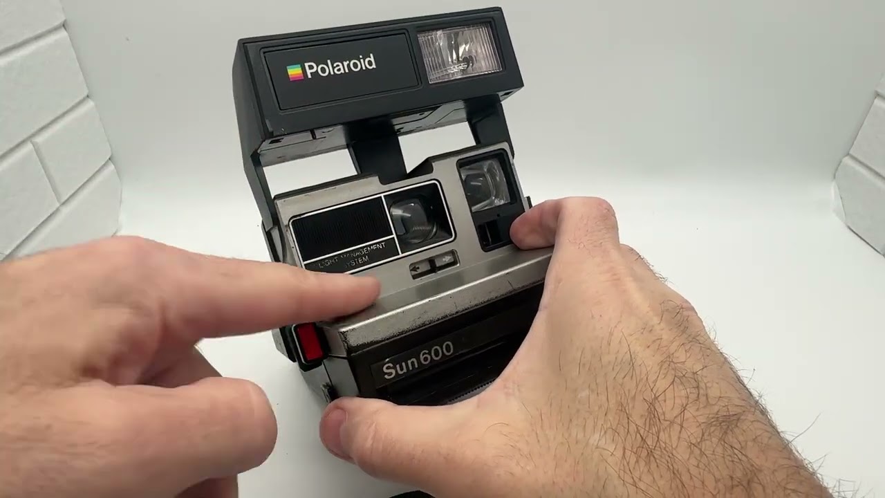 Polaroid Sun 600 LMS Camera Review