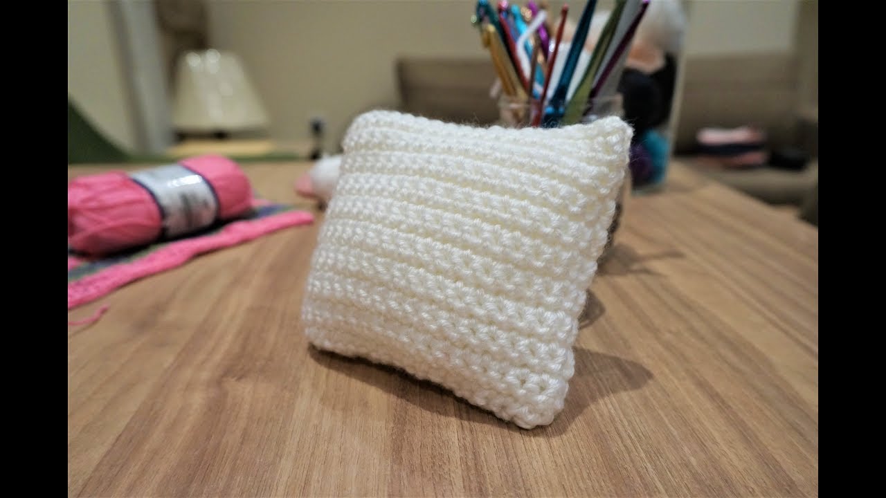 How to crochet a mini single crochet  pillow
