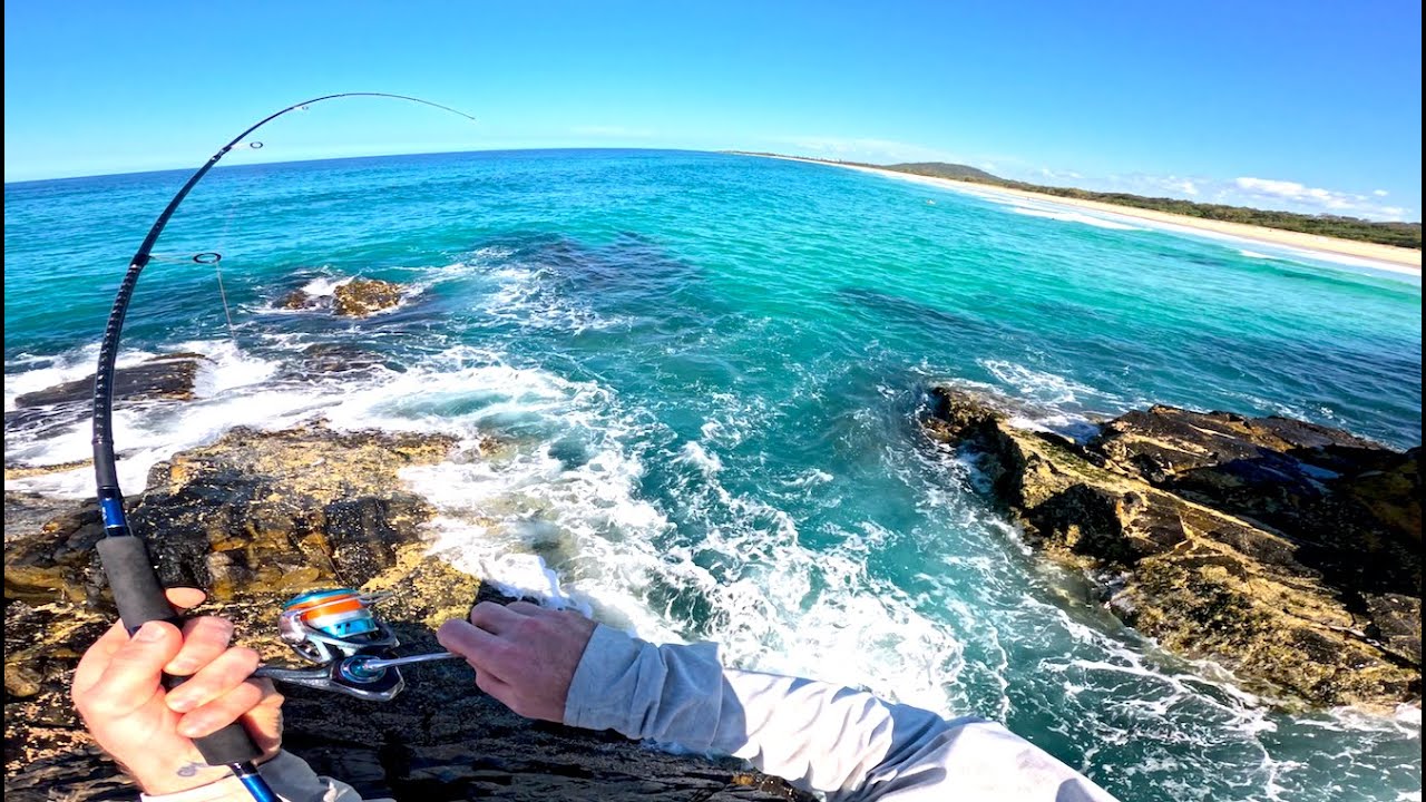 Ocean Fishing in Australia for Food | NORTHERN NEW SOUTH WALES - Cabarita Beach (LAND BASED)