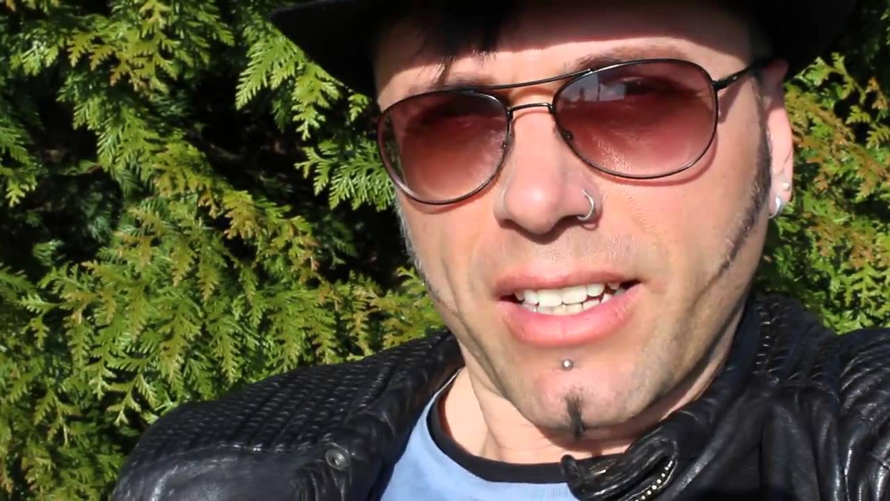 (DE) 2015 In Extremo: Dero Goi  von OOMPH! sendete uns auch Geburtstagsgrüße