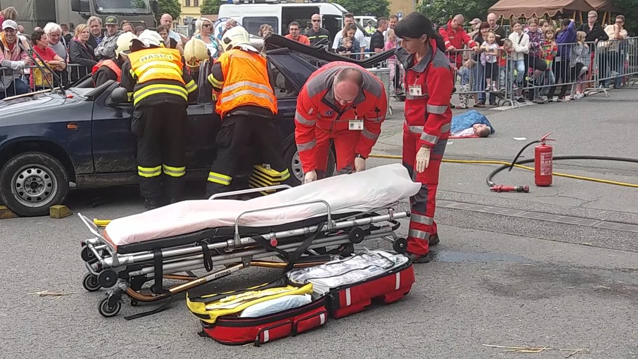 Den s IZS Složky ukázka DN v podání HZS LK Jablonec nad Nisou