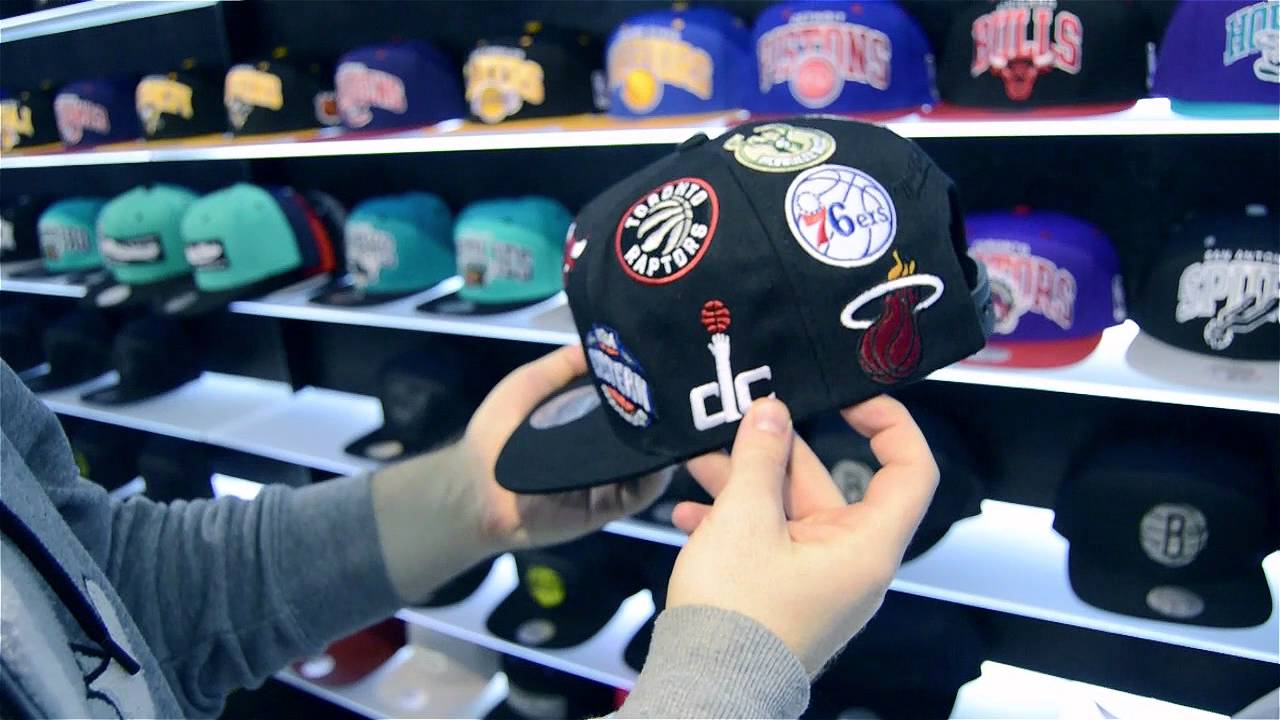 Mitchell & Ness Snapbacks - Březen 2016