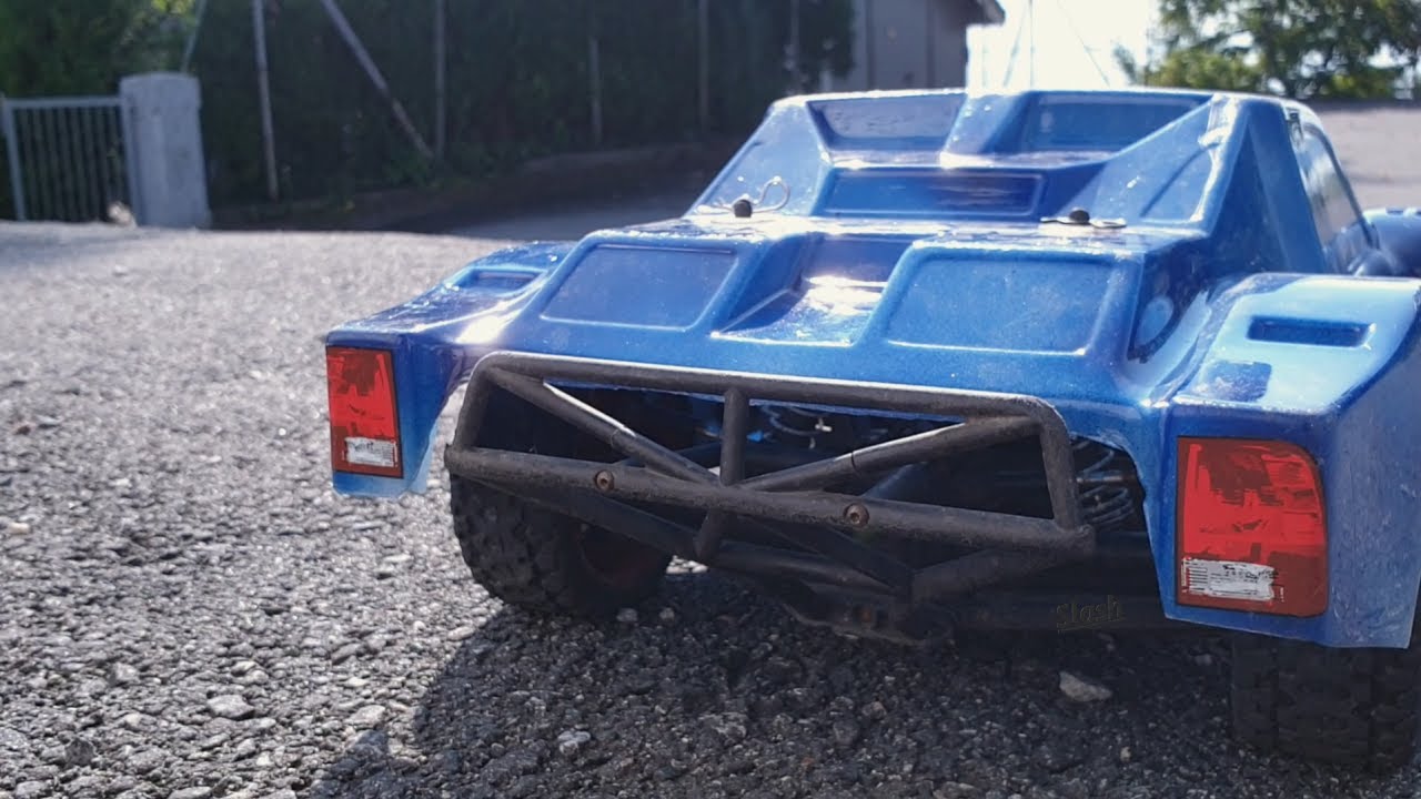 Traxxas Slash 4x4 VXL | Bashing