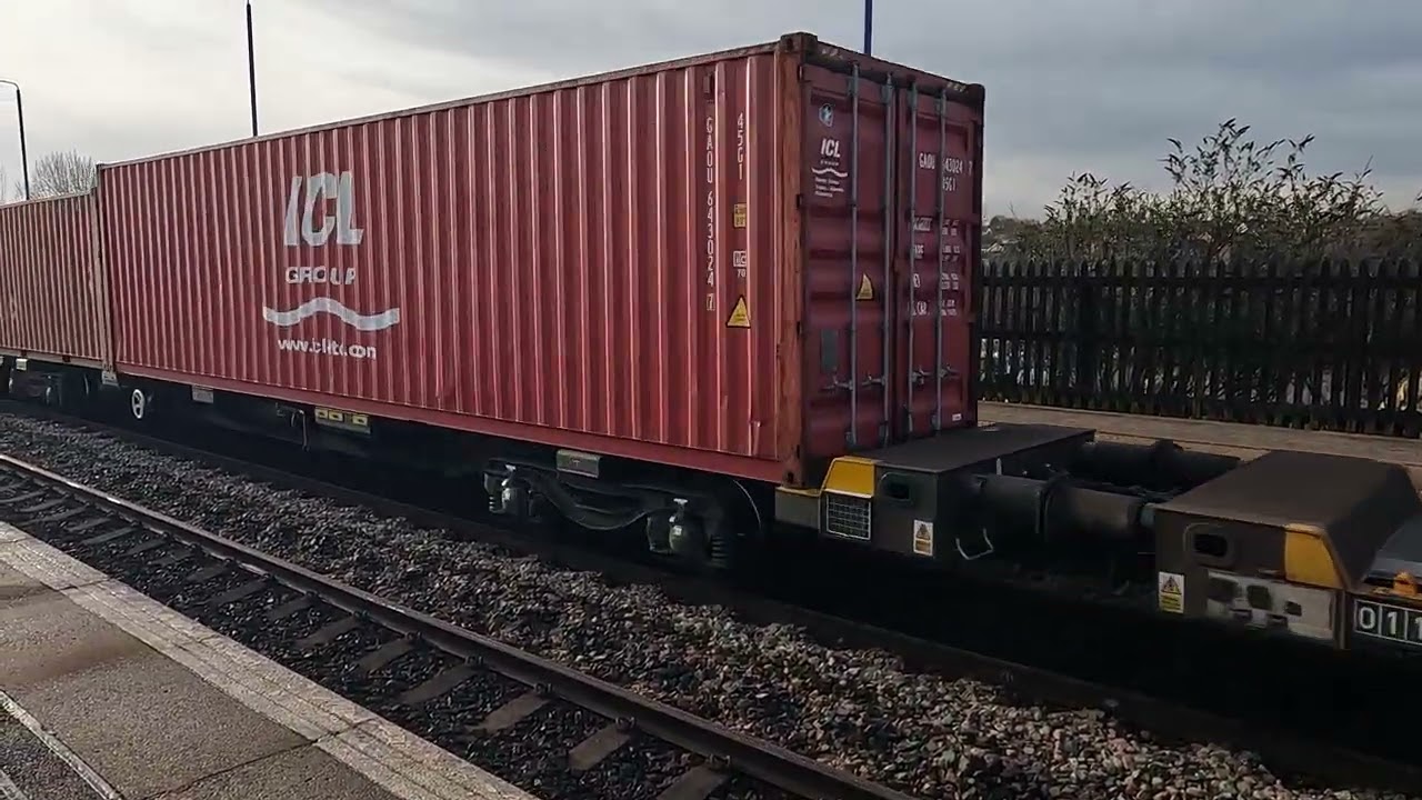 Freightliner 66531 on containers at Swinton 14/1/26. 