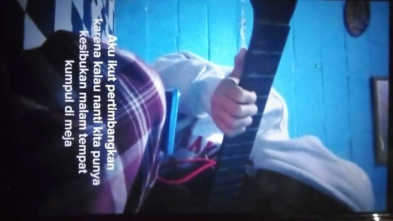 Tugas informatika  Judul lagu kita usahakan rumah itu  nama Sulthan Azka Fakhri Hartanto (9.1) 