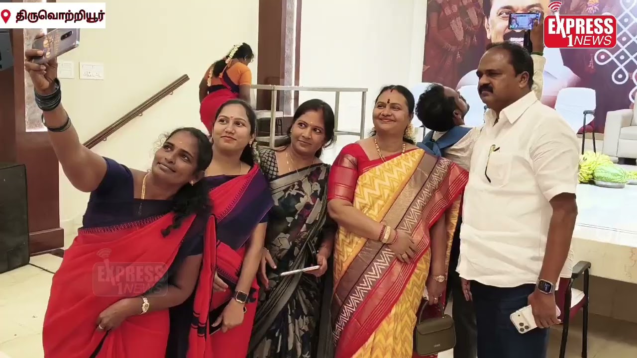 திருவொற்றியூர் சட்டமன்ற உறுப்பினர் கே.பி.சங்கர் தலைமையில் சமுதாய வளைகாப்பு விழா நடைபெற்றது.