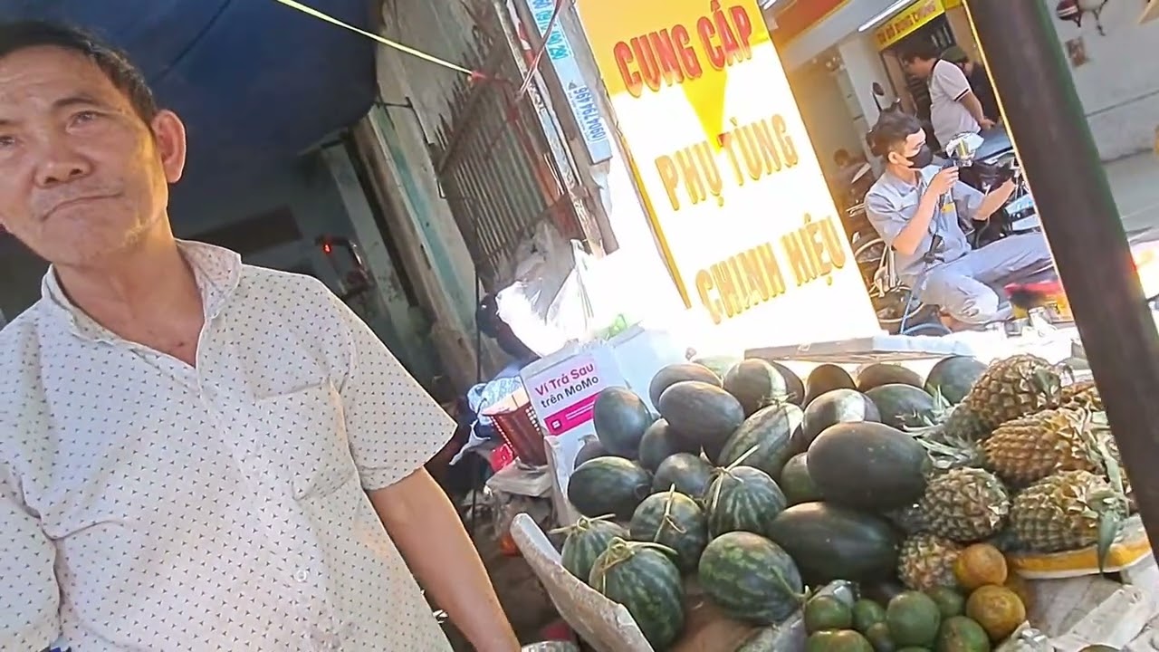 Da Nang sreetwalk