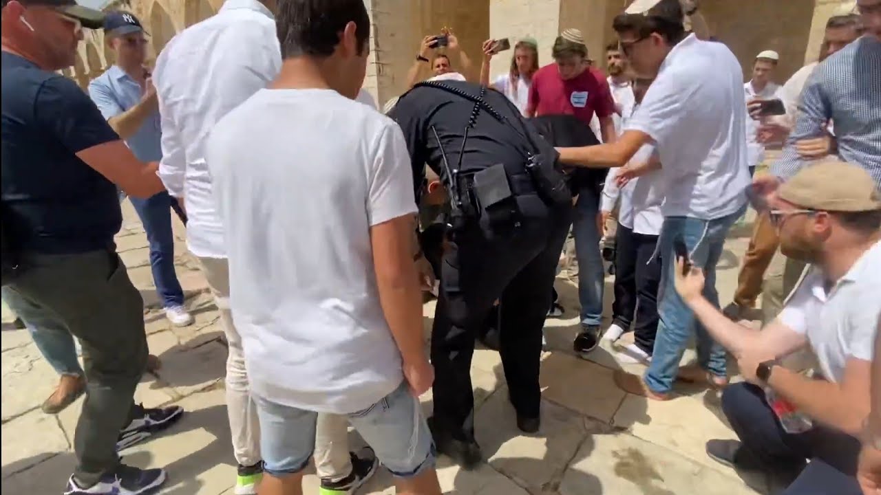 תלמידי הרב קוק לא ירימו יד על אחיהם, מלחמת אחים זה דיבור של שמאל חילוני
