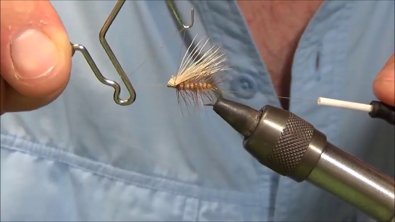 Lección 8 - Elk Hair Caddis - WWW.ANZUELOSYPLUMAS.COM