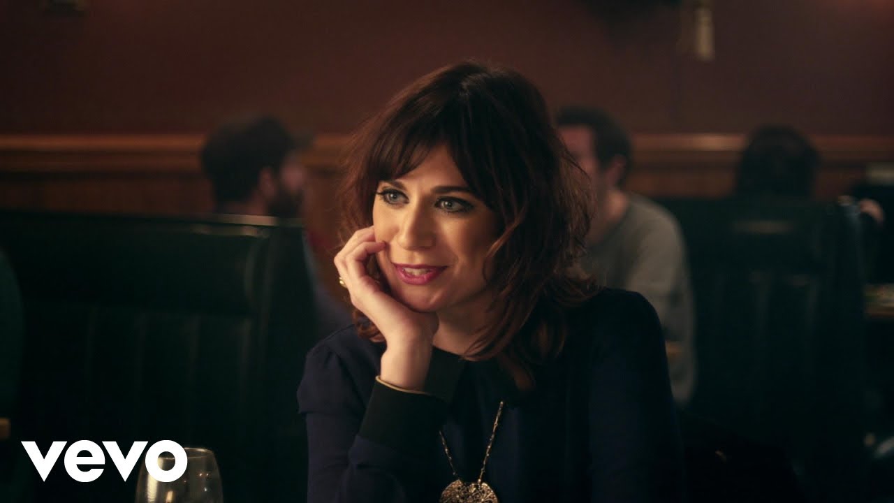 Nicole Atkins - Girl You Look Amazing