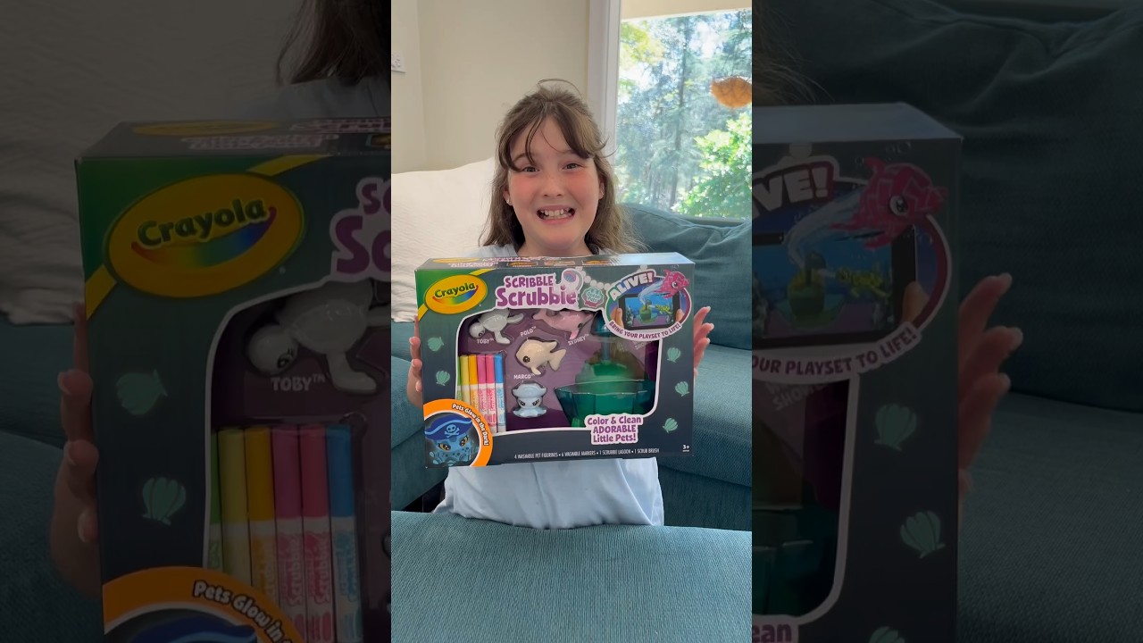 FUN WITH CRAYOLA SCRIBBLE SCRUBBIES! Aliyah loves her new cute pets! #ad #Crayola #reusable #kidsart