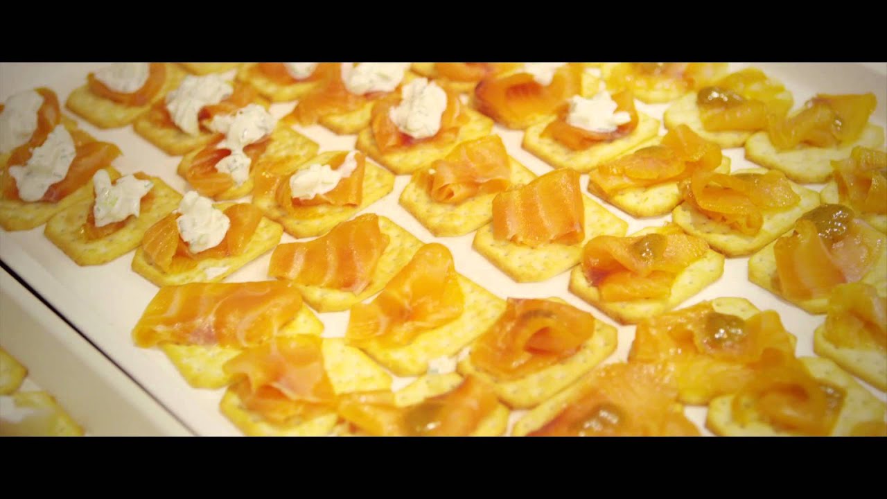 Royktur f&oslash;royskur laksur og svartkalvi &uacute;r Miklagar&eth;i - Gastronomikv&oslash;ld hj&aacute; Miklagar&eth;i