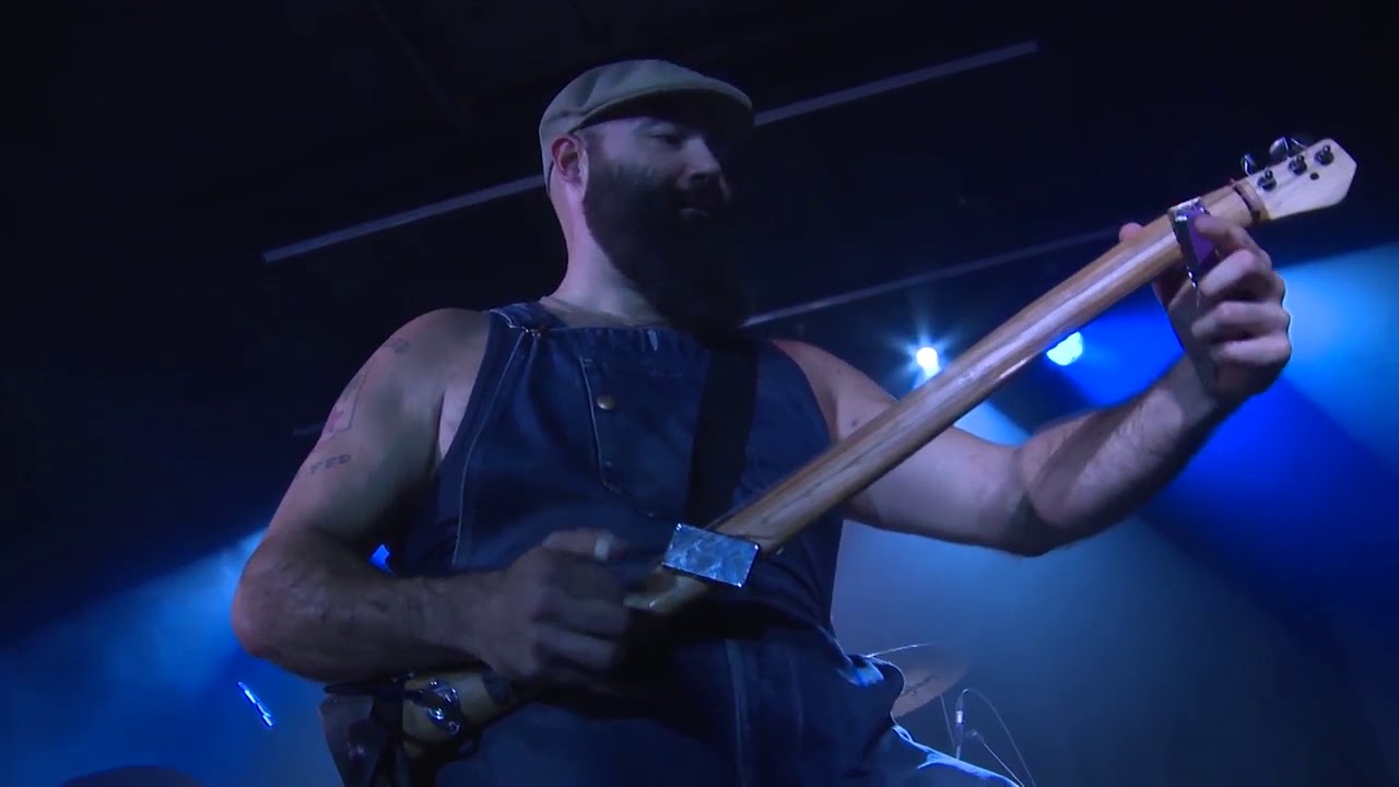 Axe Guitar Blues - The Reverend Peyton's Big Damn Band - Live at The Borderline - London, UK