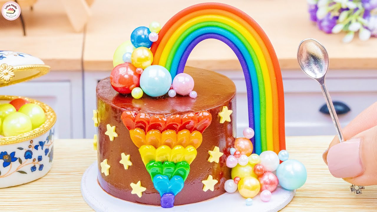 So Delicious Miniature Chocolate Cake Recipe Idea - LOTUS MEDIA