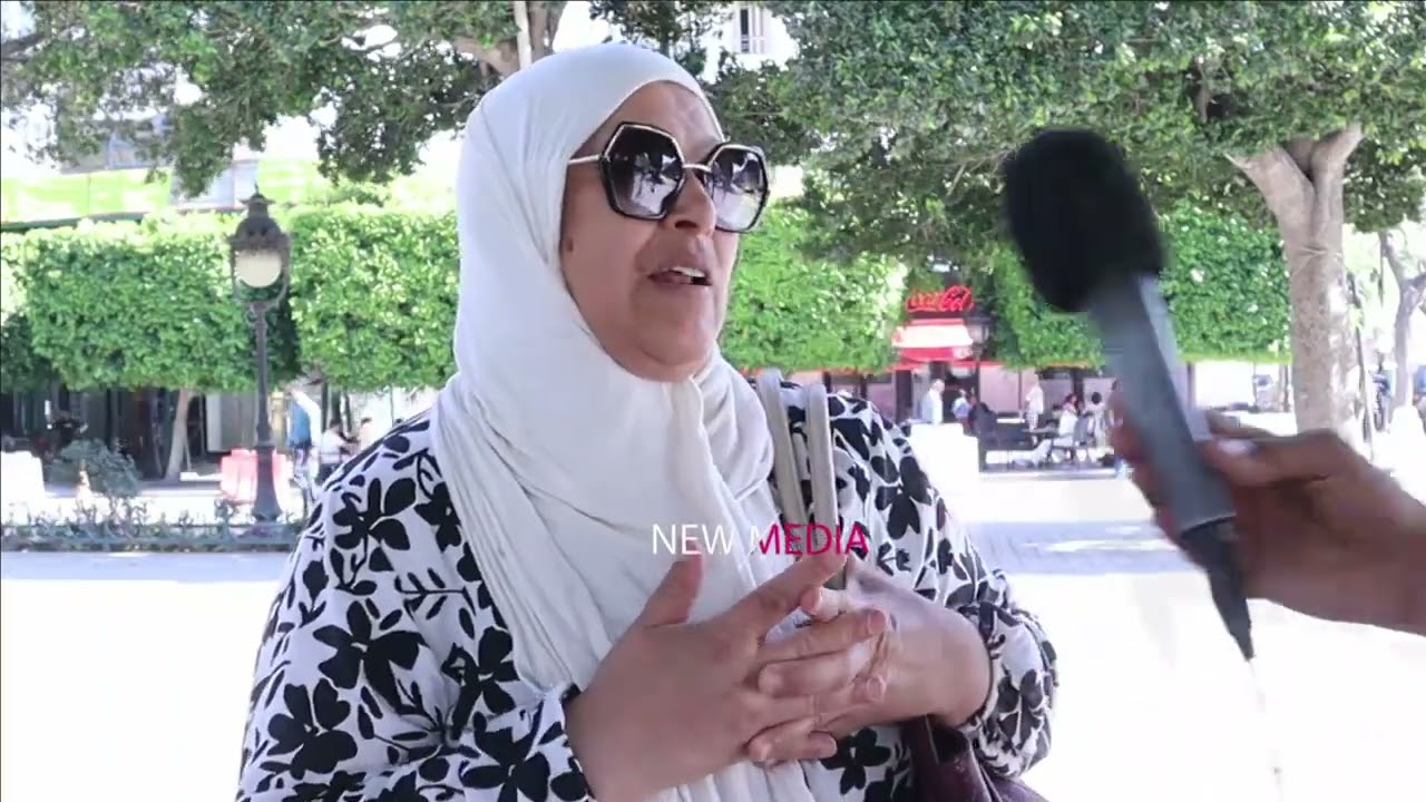 زوجها توفي منذ مدة 😔  الأرملة عند رحيل زوجها ما تلقى حد كان أبناءها   ❤️ 🇹🇳