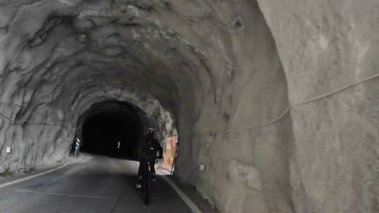 Strada della Forra Monte Bestone Garda like 