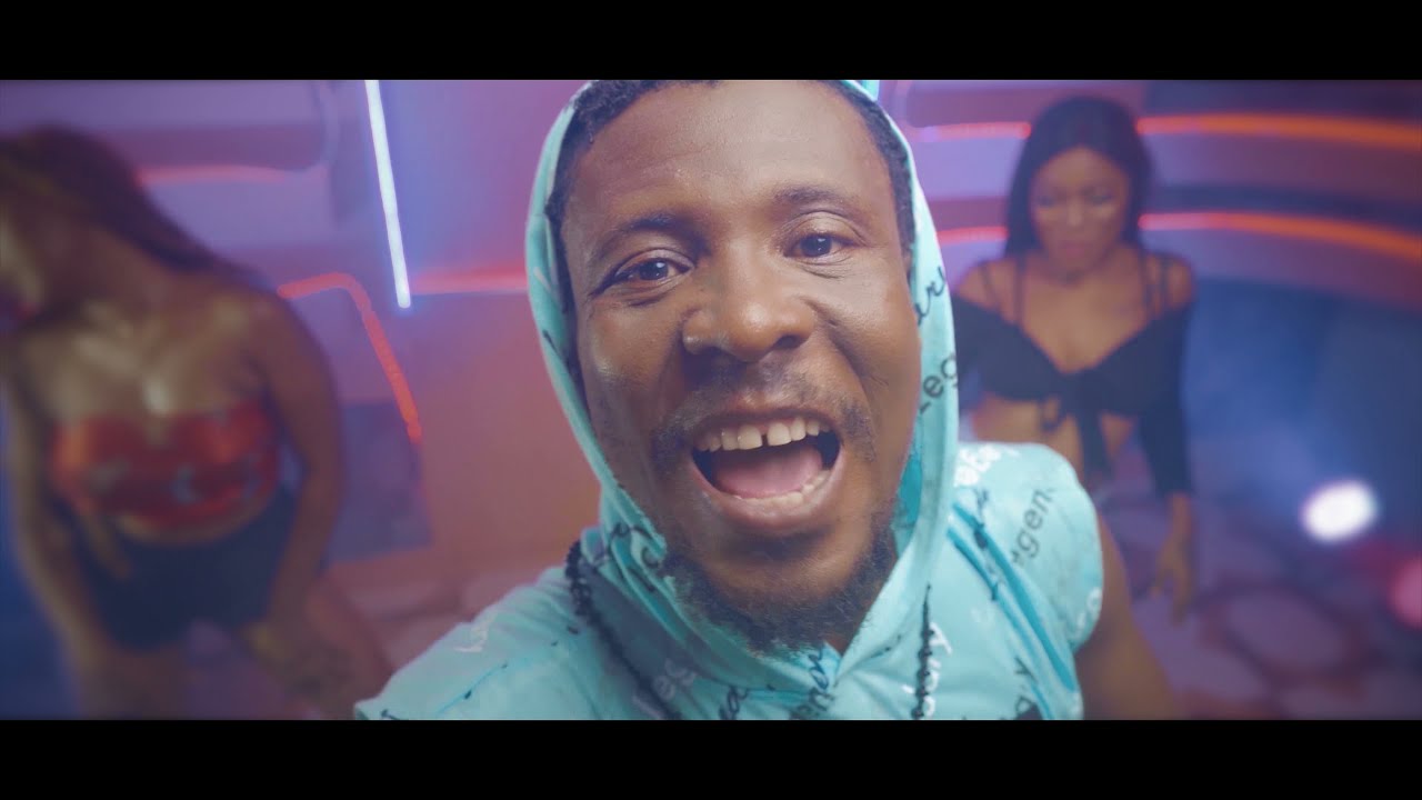 Ookomfooo Kwaaade33 - Bust Up official Video