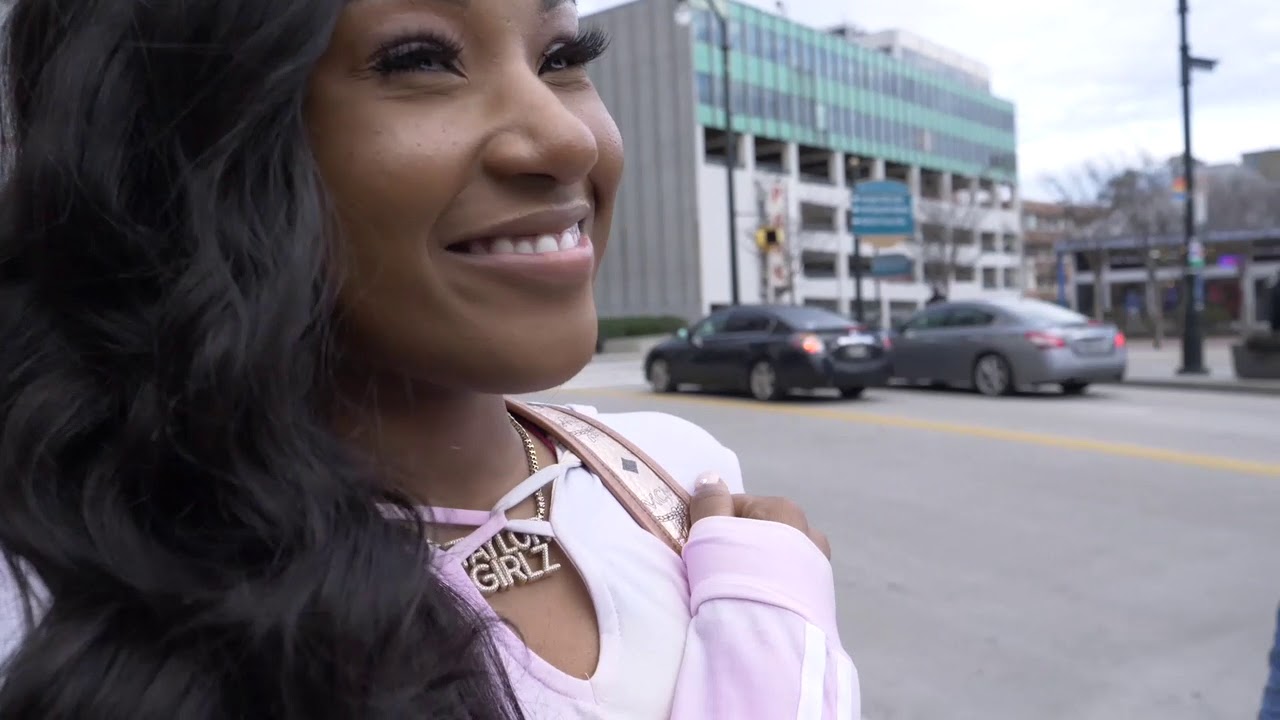 AM I CUTE ENOUGH TO BE YOUR GIRLFRIEND (SOCIAL EXPERIMENT)