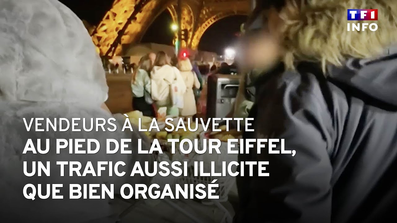 Vendeurs à la sauvette : au pied de la tour Eiffel, un trafic aussi illicite que bien organisé