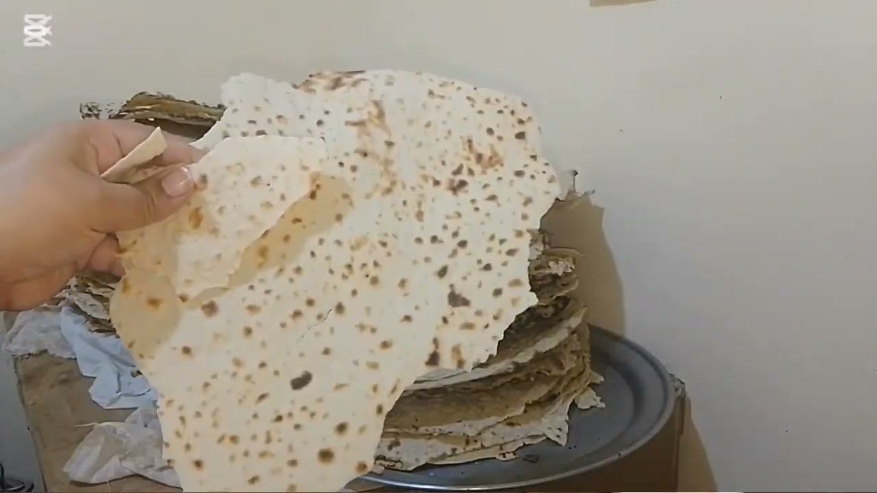 يلا نرتب المطبخ وتجهز غداواحنابنسمع الاستاذ  🤗🤗دعوة حلوة منكم ولايك واشتراك نشجع بعضينا🥰😘😍😌😌