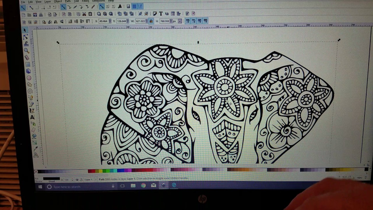 Converting image into svg using inkscape