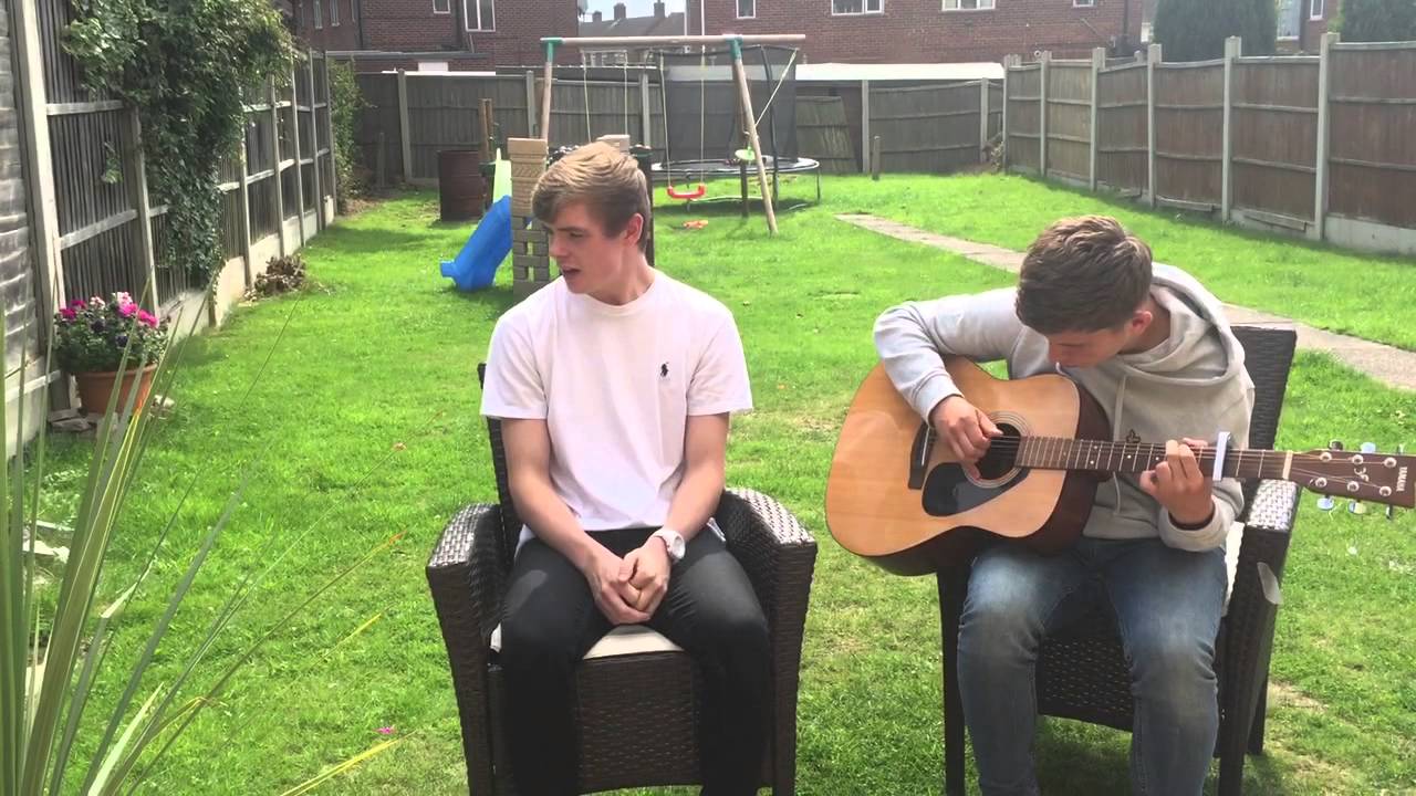 Small bump (cover) Joe Bramley