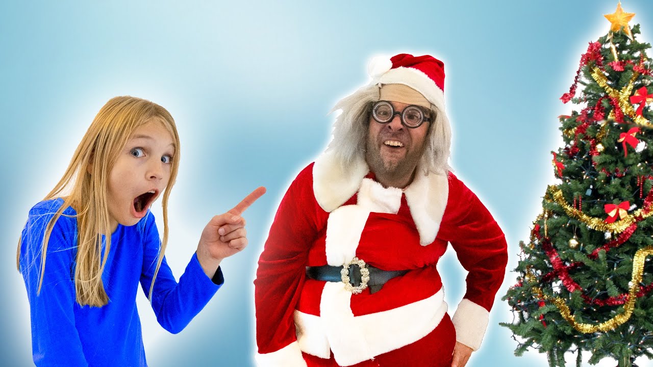 Amelia and Santa have to save christmas