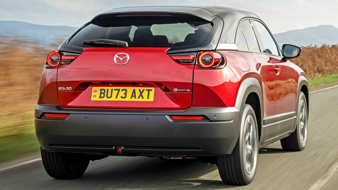 Презентация новой Mazda MX-30 R-EV с роторным двигателем-генератором