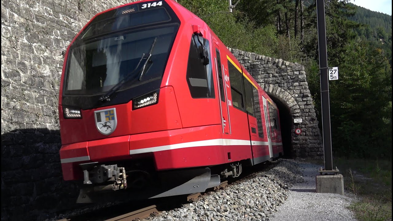 Zug um Zug 2025_10 / Betriebsalltag bei der Rhätischen Bahn - von Versam Safien bis Reichenau Tamins
