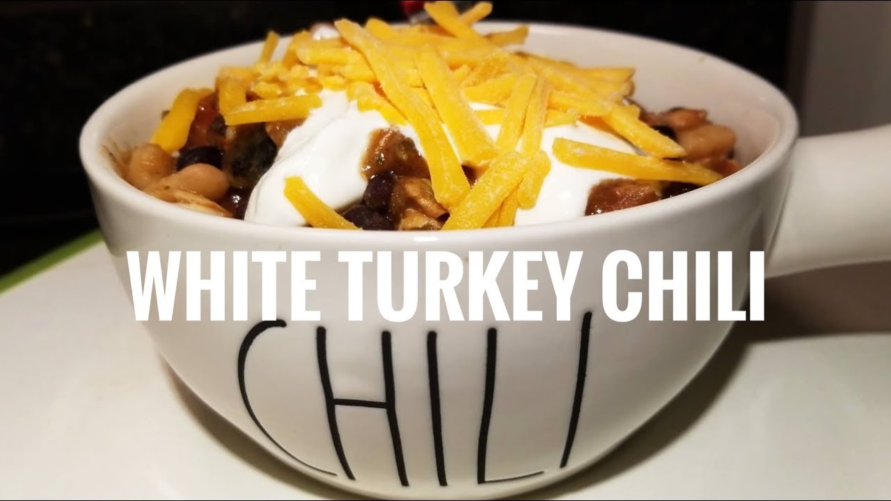 White Turkey Chili - Made with Thanksgiving Leftovers